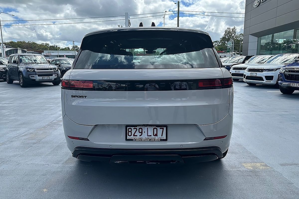 2024 Land Rover Range Rover Sport D300 Dynamic SE L461