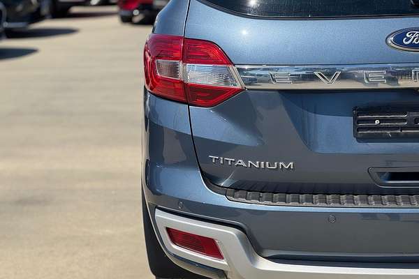 2017 Ford Everest Titanium UA