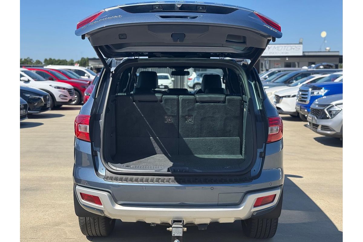 2017 Ford Everest Titanium UA