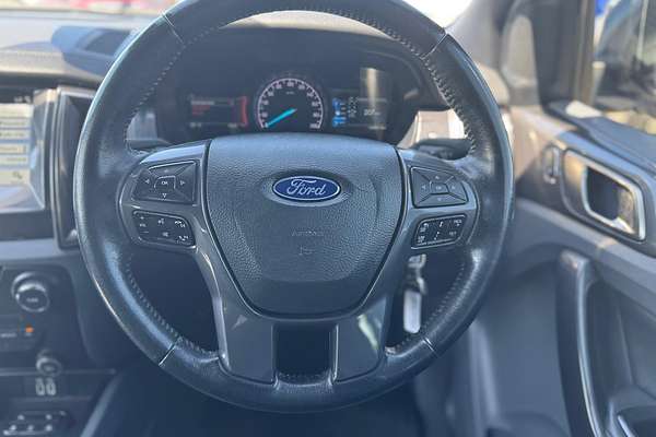 2017 Ford Everest Titanium UA