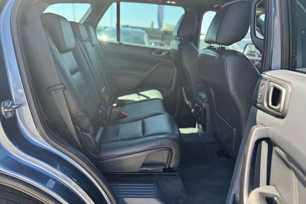 2017 Ford Everest Titanium UA
