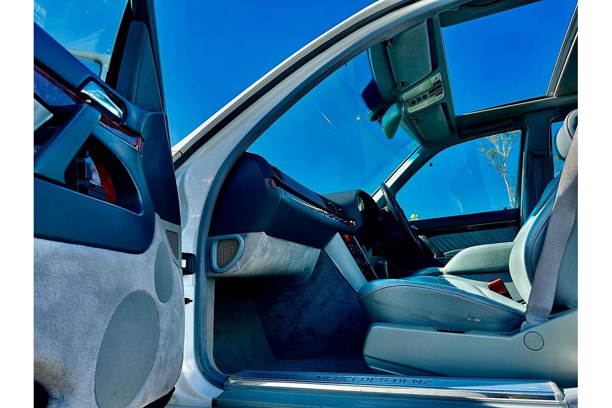 1995 Mercedes-Benz S-Class S320 W140