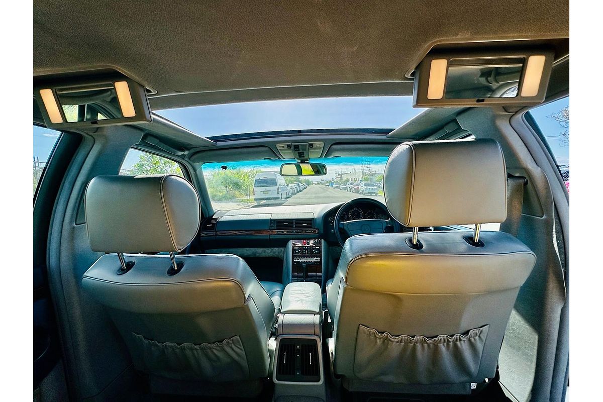 1995 Mercedes-Benz S-Class S320 W140