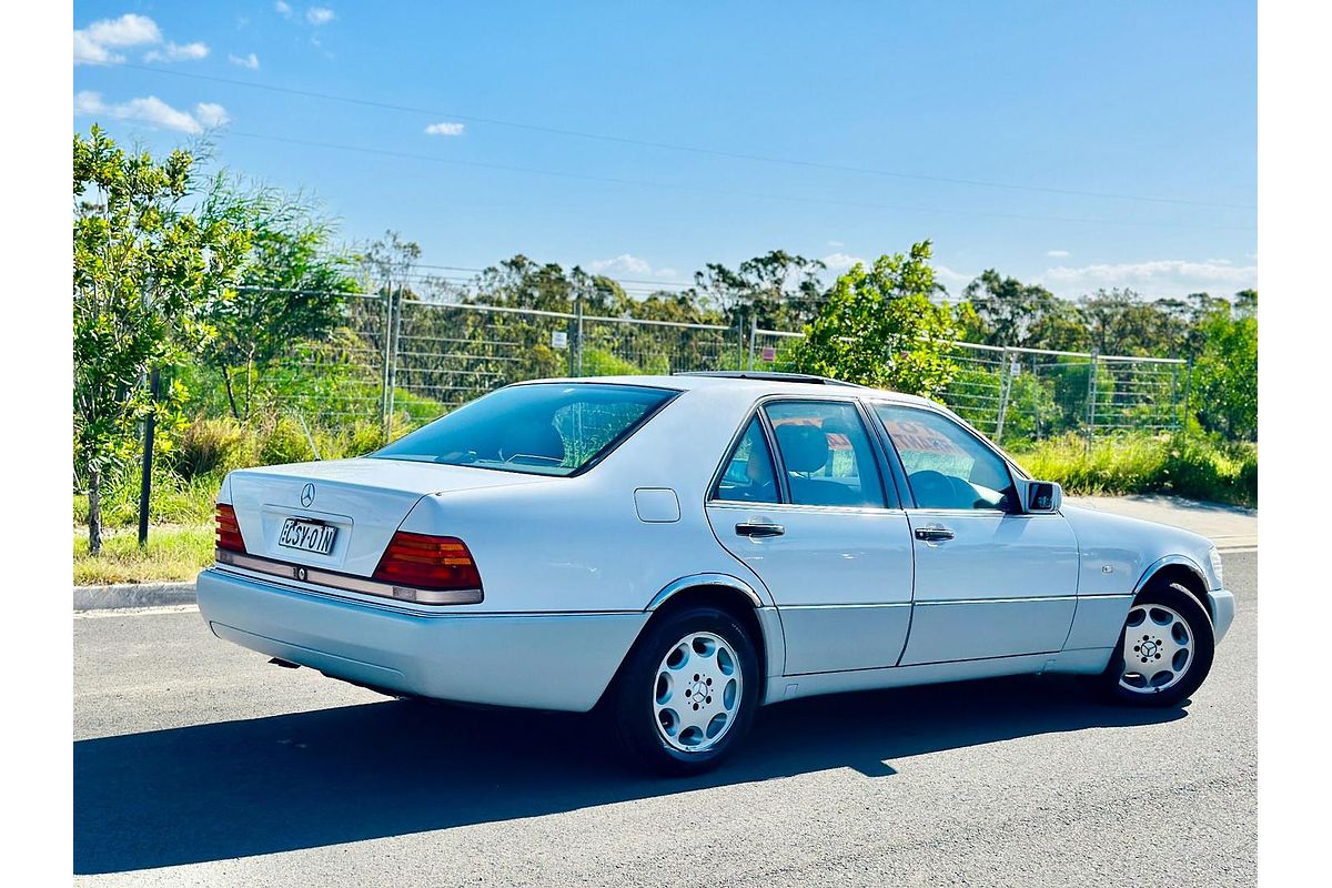1995 Mercedes-Benz S-Class S320 W140