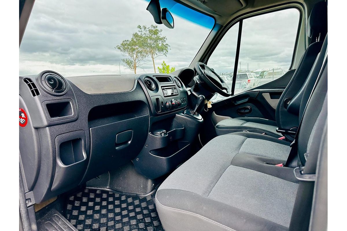 2017 Renault Master X62 LWB