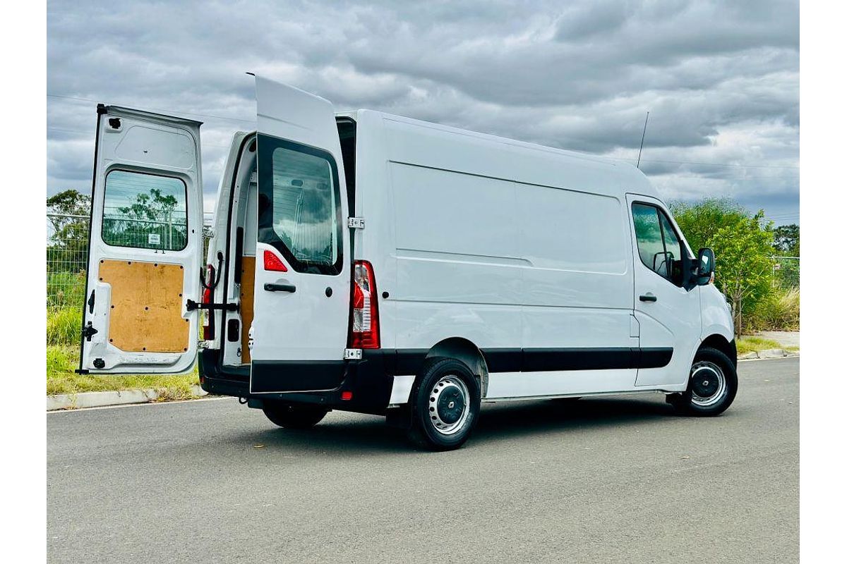 2017 Renault Master X62 LWB