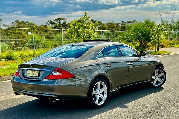 2005 Mercedes-Benz CLS-Class CLS500 C219