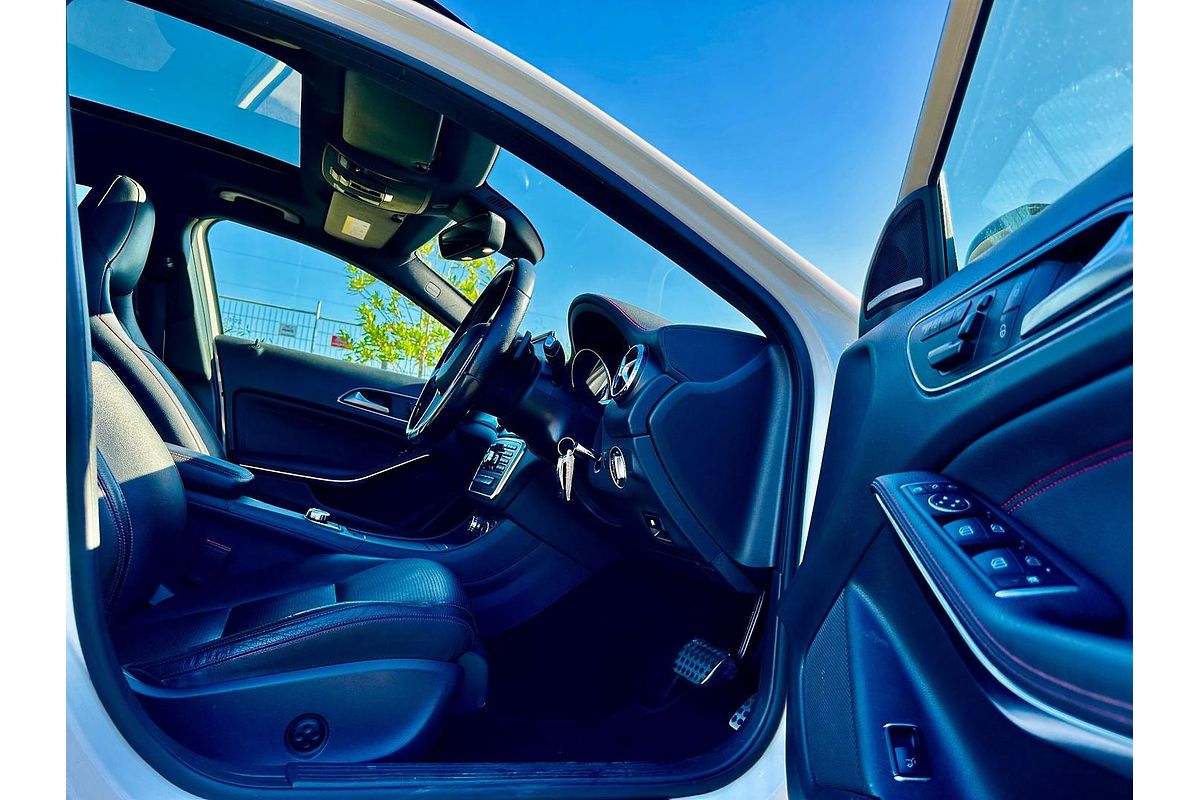 2014 Mercedes-Benz GLA-Class GLA200 CDI X156
