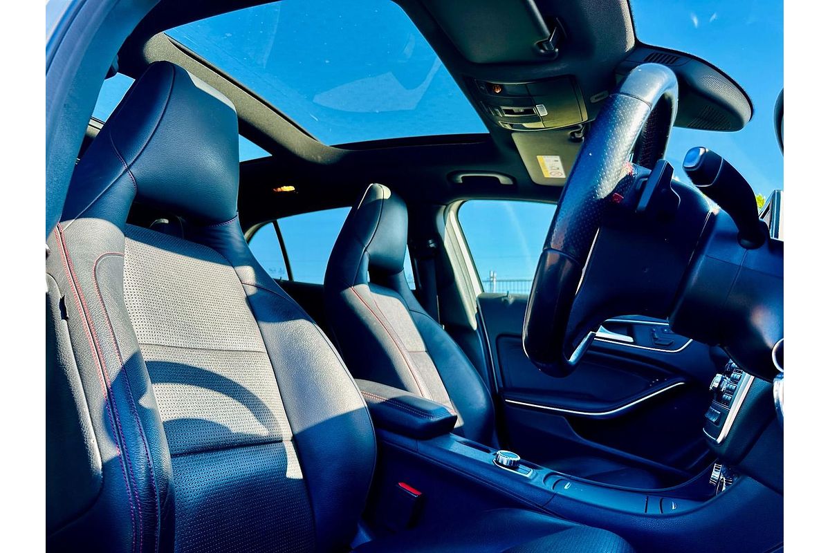 2014 Mercedes-Benz GLA-Class GLA200 CDI X156