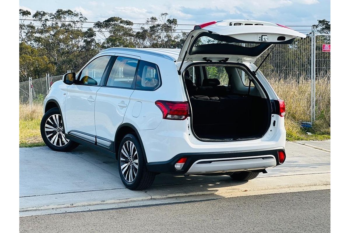 2018 Mitsubishi Outlander ES ZL