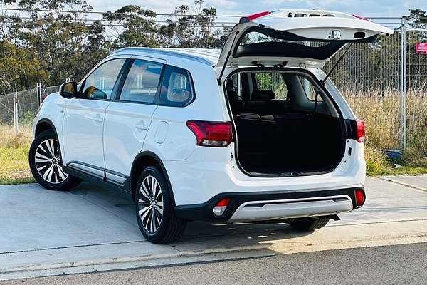 2018 Mitsubishi Outlander ES ZL