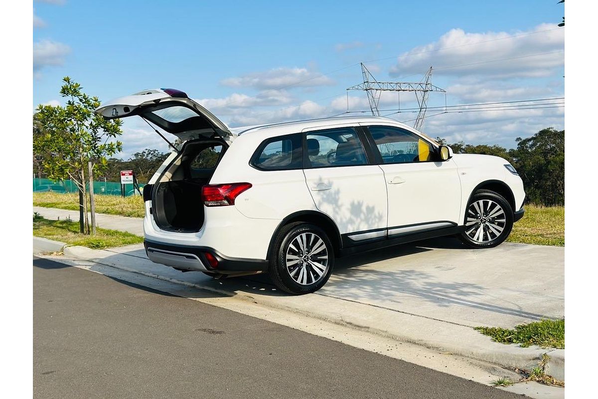 2018 Mitsubishi Outlander ES ZL