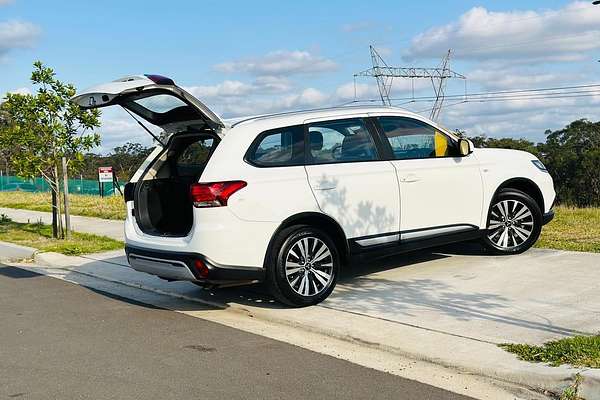 2018 Mitsubishi Outlander ES ZL