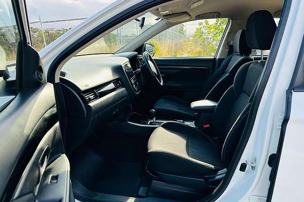 2018 Mitsubishi Outlander ES ZL