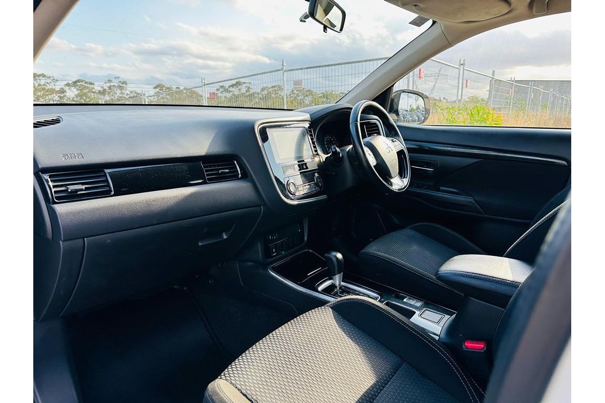2018 Mitsubishi Outlander ES ZL