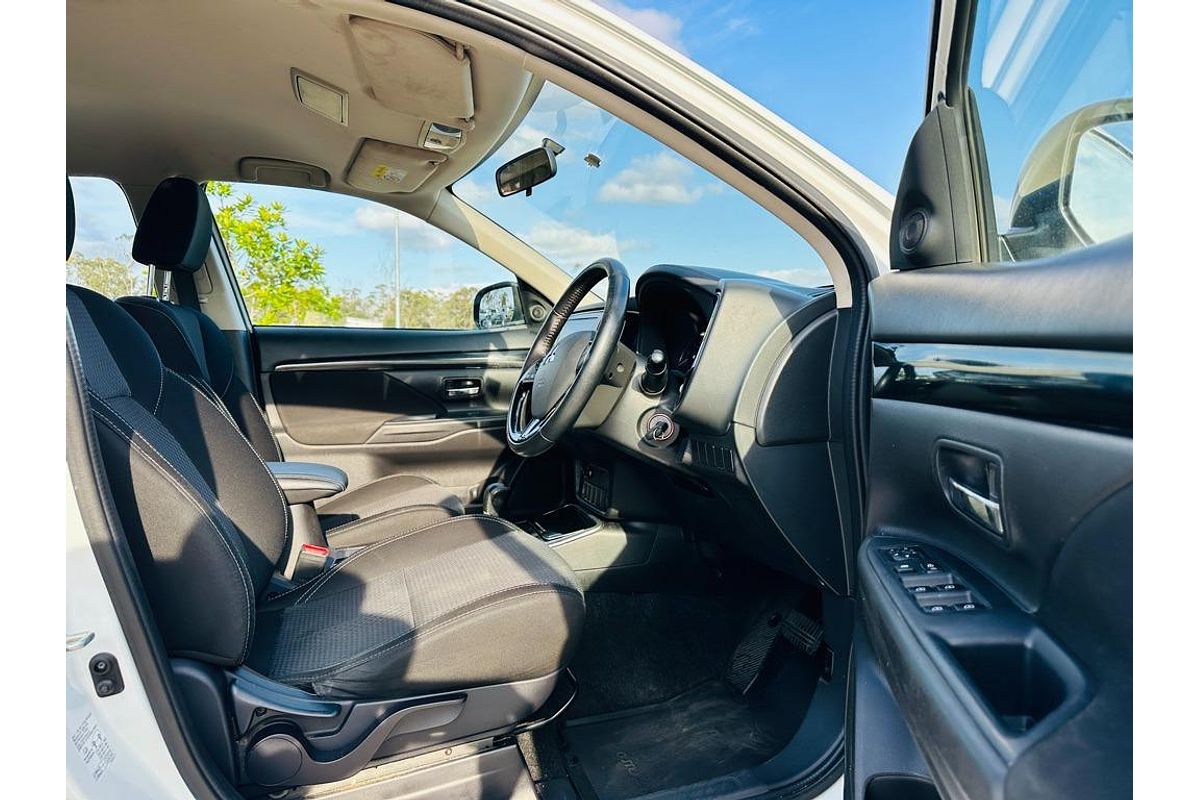 2018 Mitsubishi Outlander ES ZL