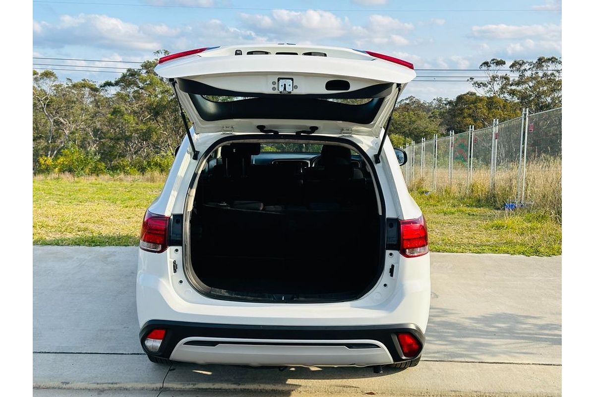 2018 Mitsubishi Outlander ES ZL