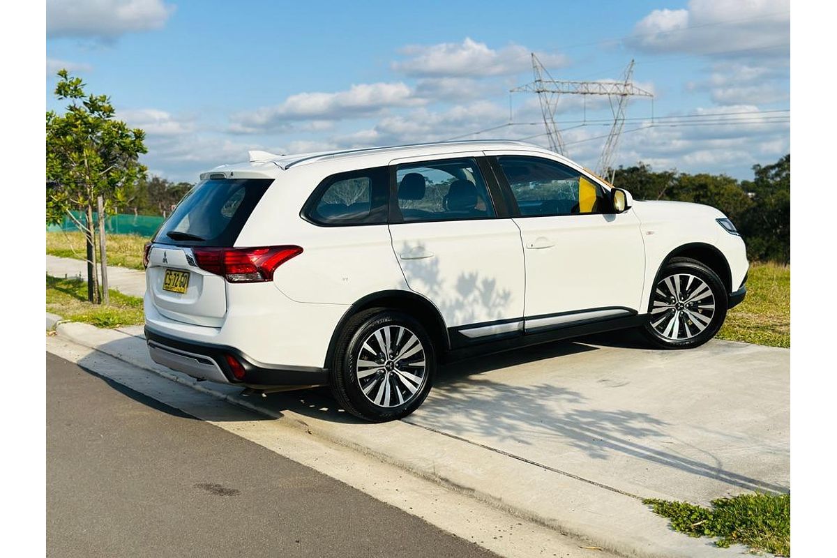 2018 Mitsubishi Outlander ES ZL