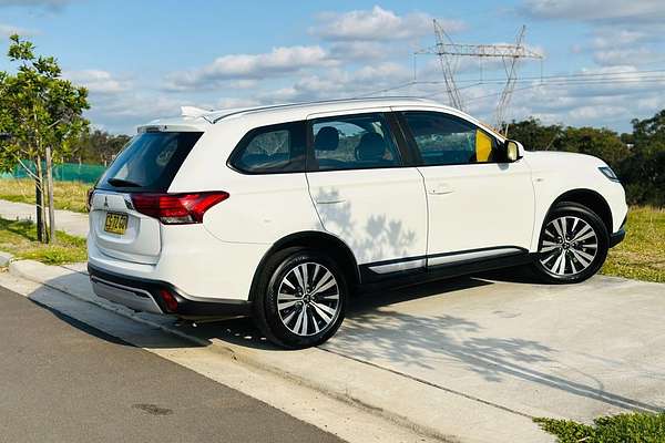 2018 Mitsubishi Outlander ES ZL
