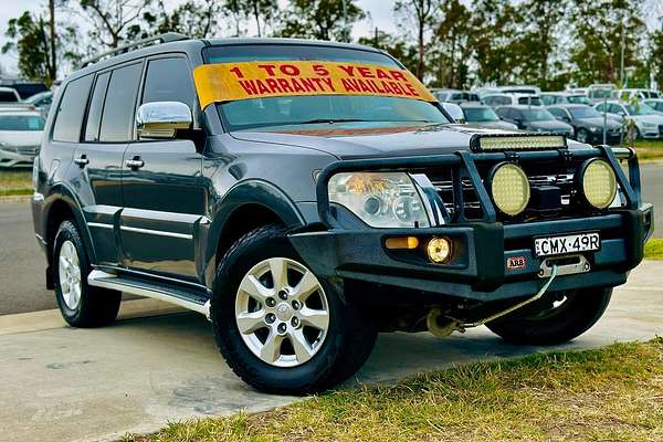 2013 Mitsubishi Pajero GLX NW