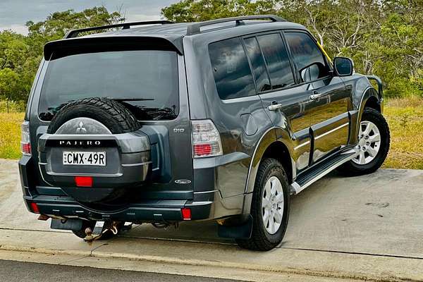 2013 Mitsubishi Pajero GLX NW