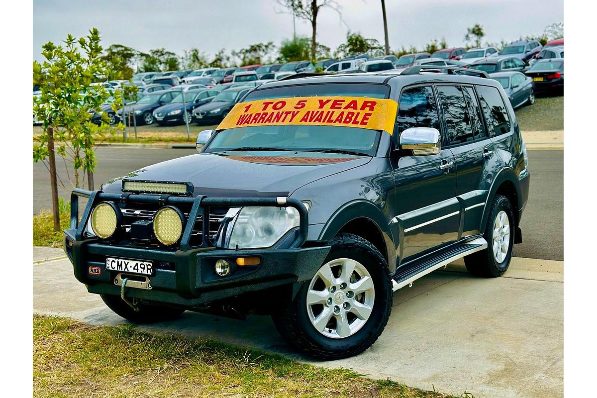 2013 Mitsubishi Pajero GLX NW