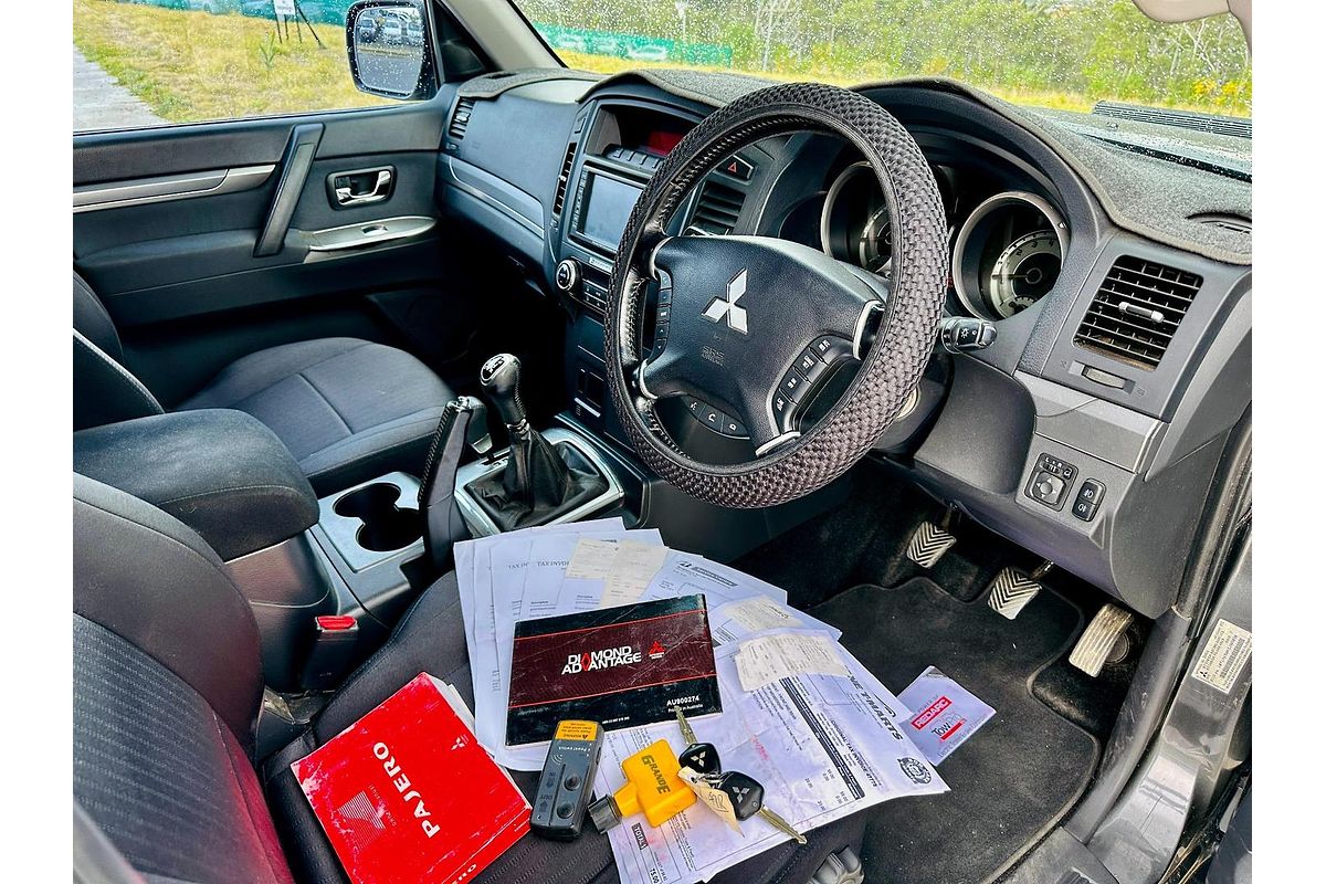 2013 Mitsubishi Pajero GLX NW