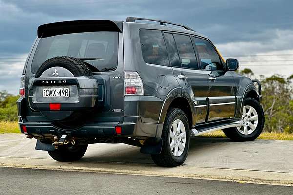 2013 Mitsubishi Pajero GLX NW