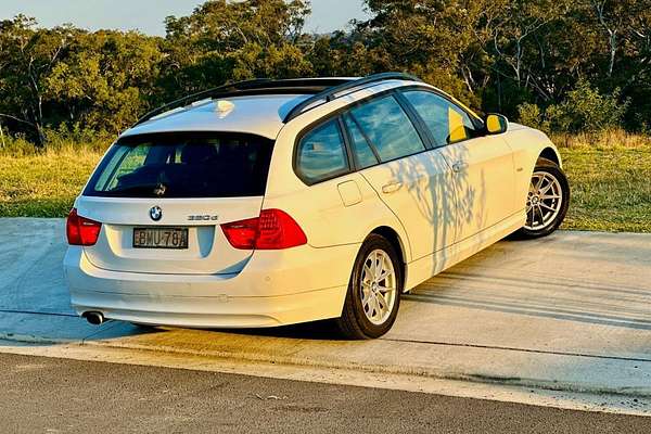 2010 BMW 3 Series 320d Executive E91
