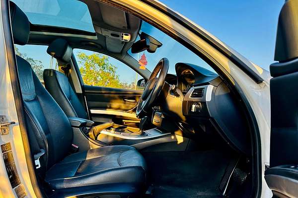 2010 BMW 3 Series 320d Executive E91