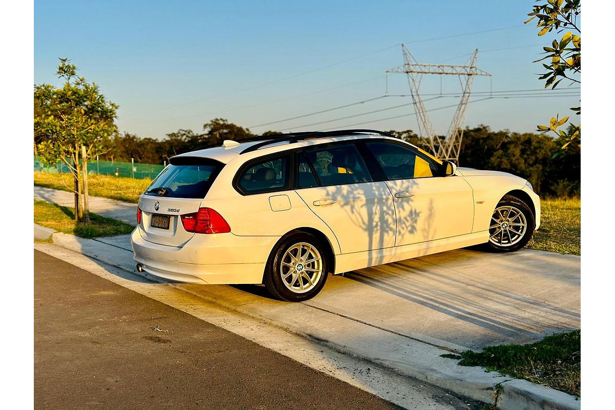 2010 BMW 3 Series 320d Executive E91
