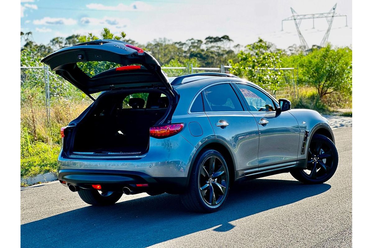 2015 INFINITI QX70 S S51