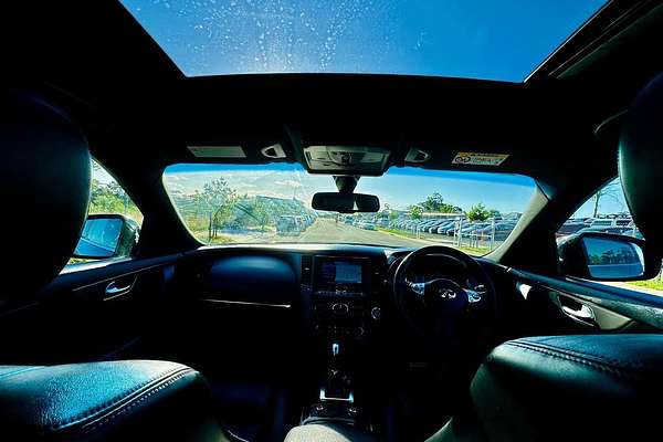 2015 INFINITI QX70 S S51