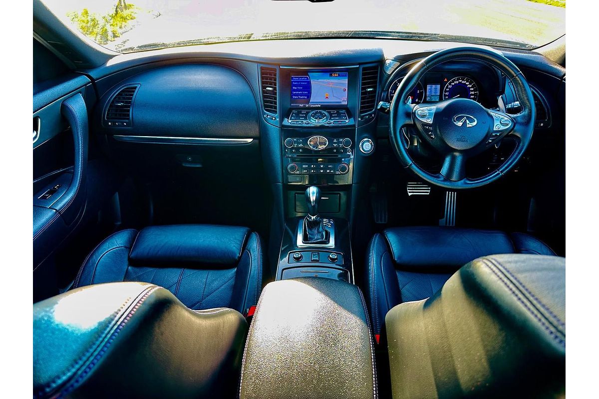 2015 INFINITI QX70 S S51