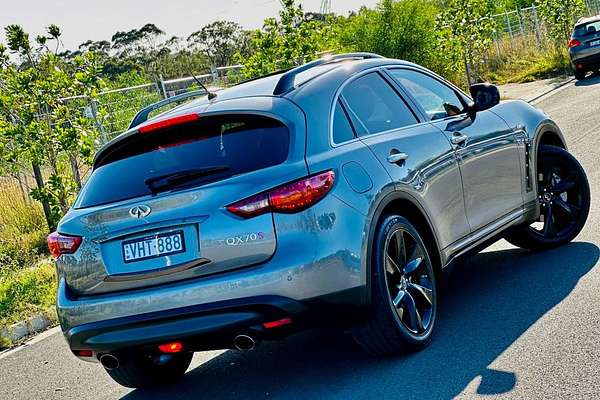 2015 INFINITI QX70 S S51