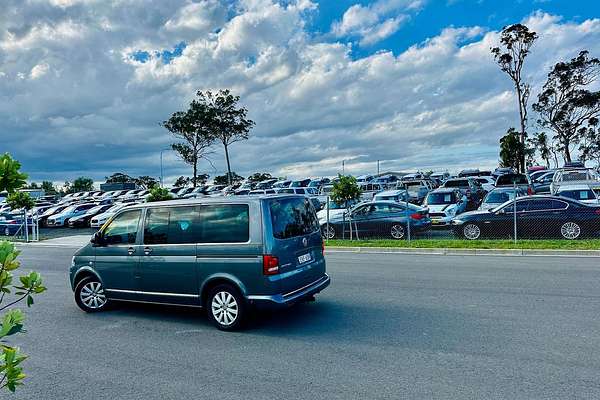 2010 Volkswagen Multivan Highline T5