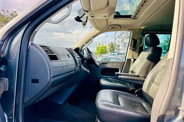 2010 Volkswagen Multivan Highline T5
