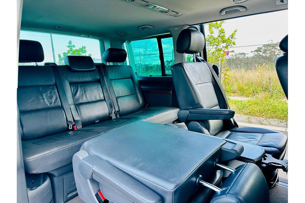 2010 Volkswagen Multivan Highline T5
