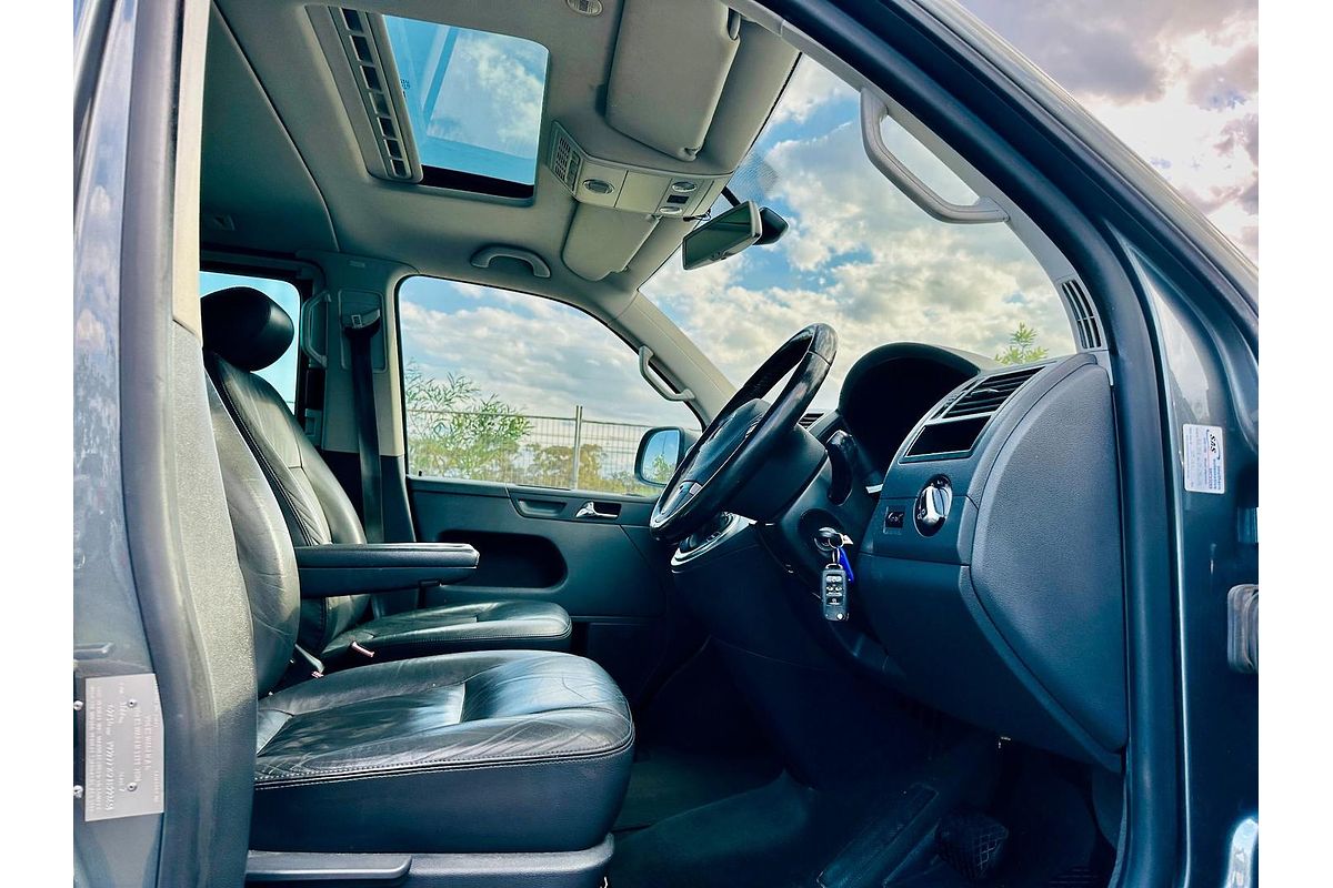 2010 Volkswagen Multivan Highline T5