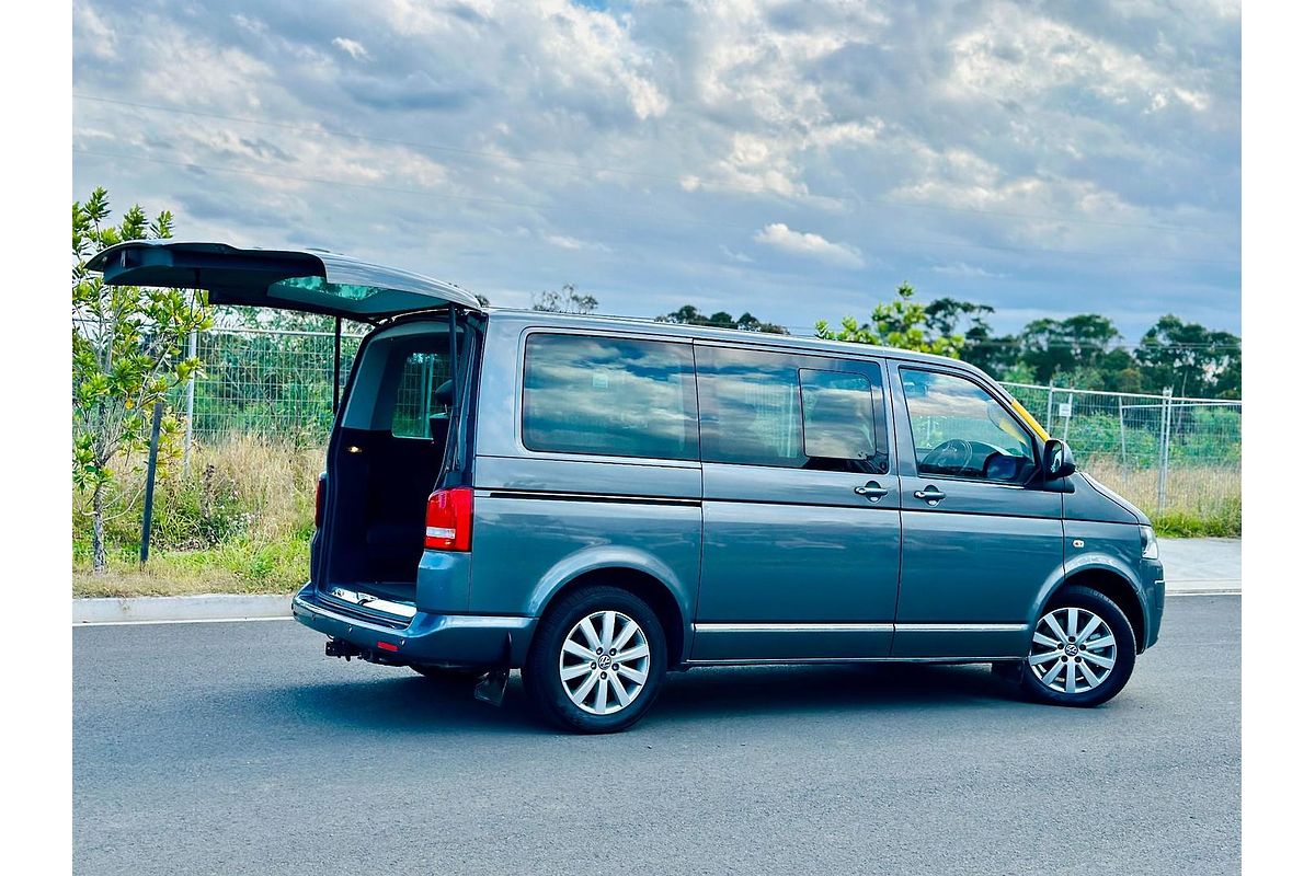 2010 Volkswagen Multivan Highline T5