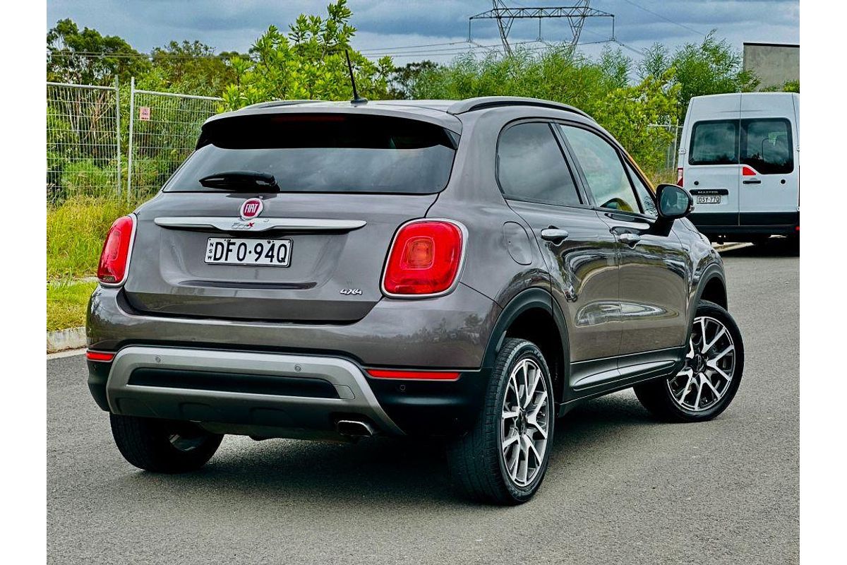 2015 Fiat 500X Cross Plus 334