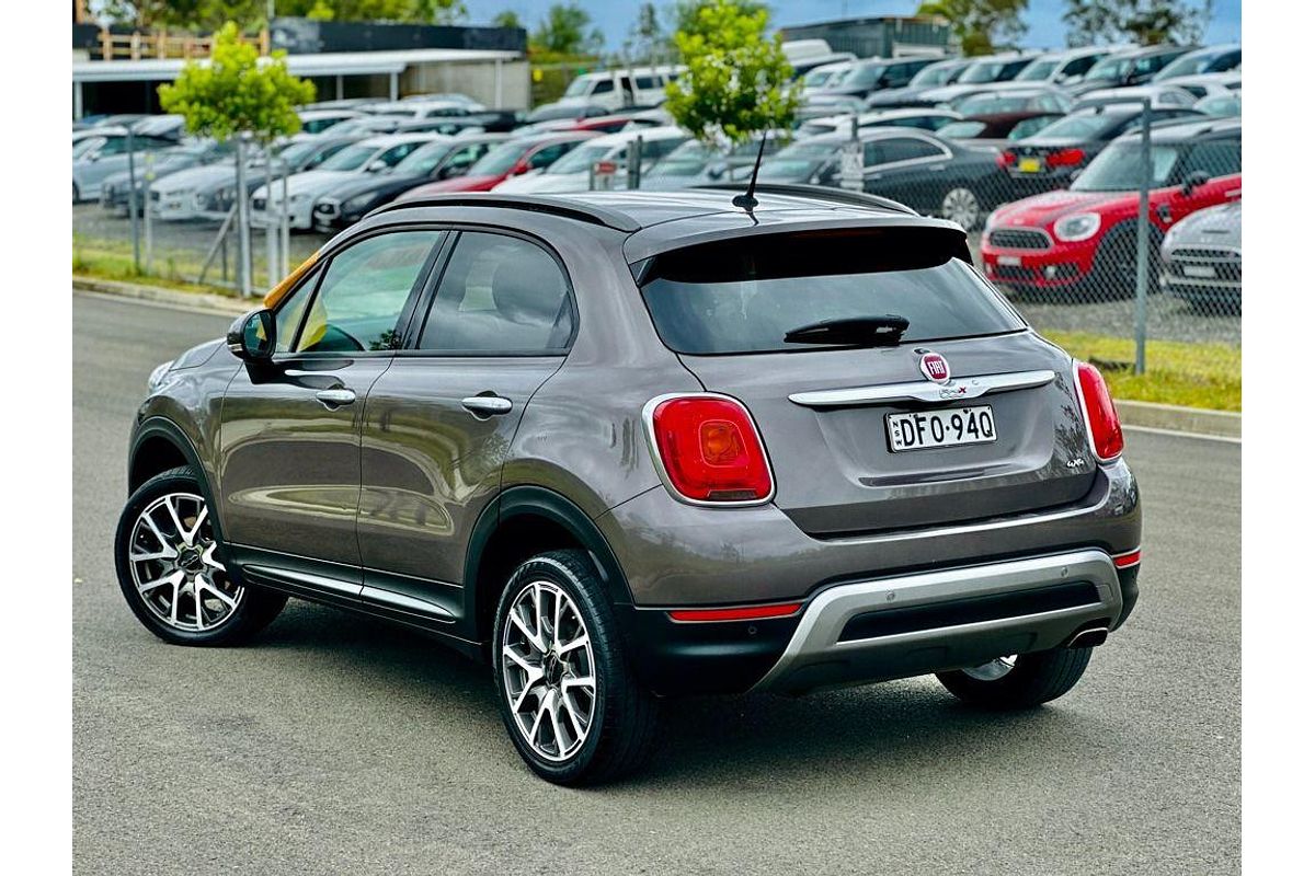 2015 Fiat 500X Cross Plus 334