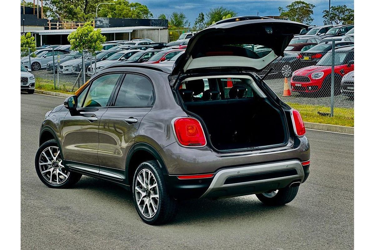 2015 Fiat 500X Cross Plus 334