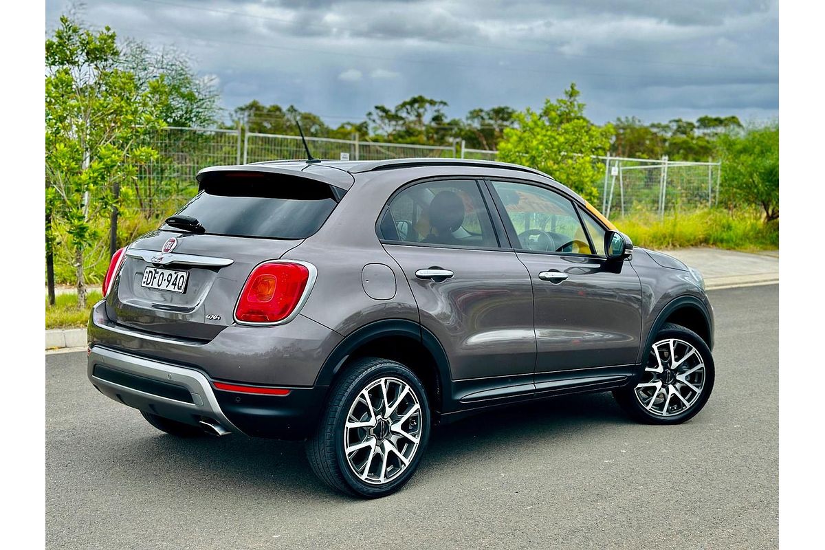 2015 Fiat 500X Cross Plus 334