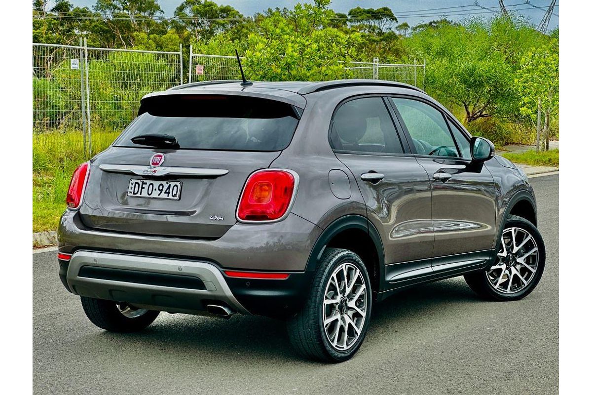 2015 Fiat 500X Cross Plus 334