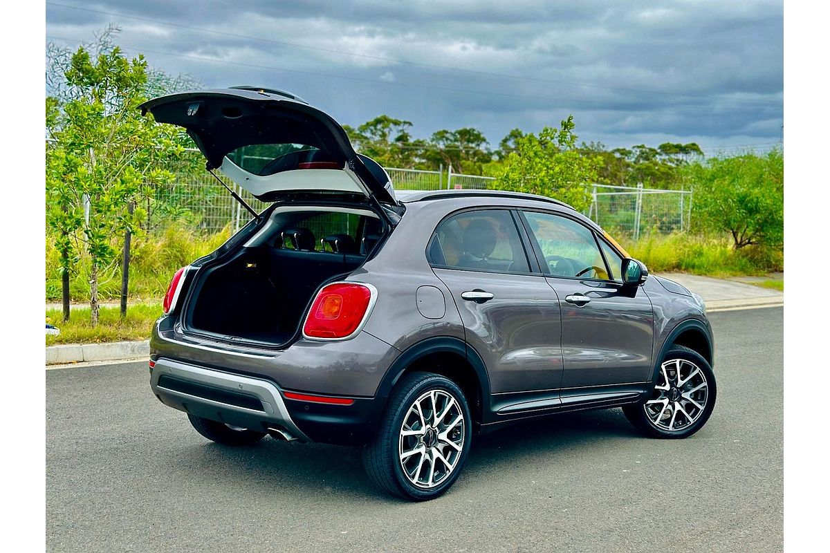 2015 Fiat 500X Cross Plus 334