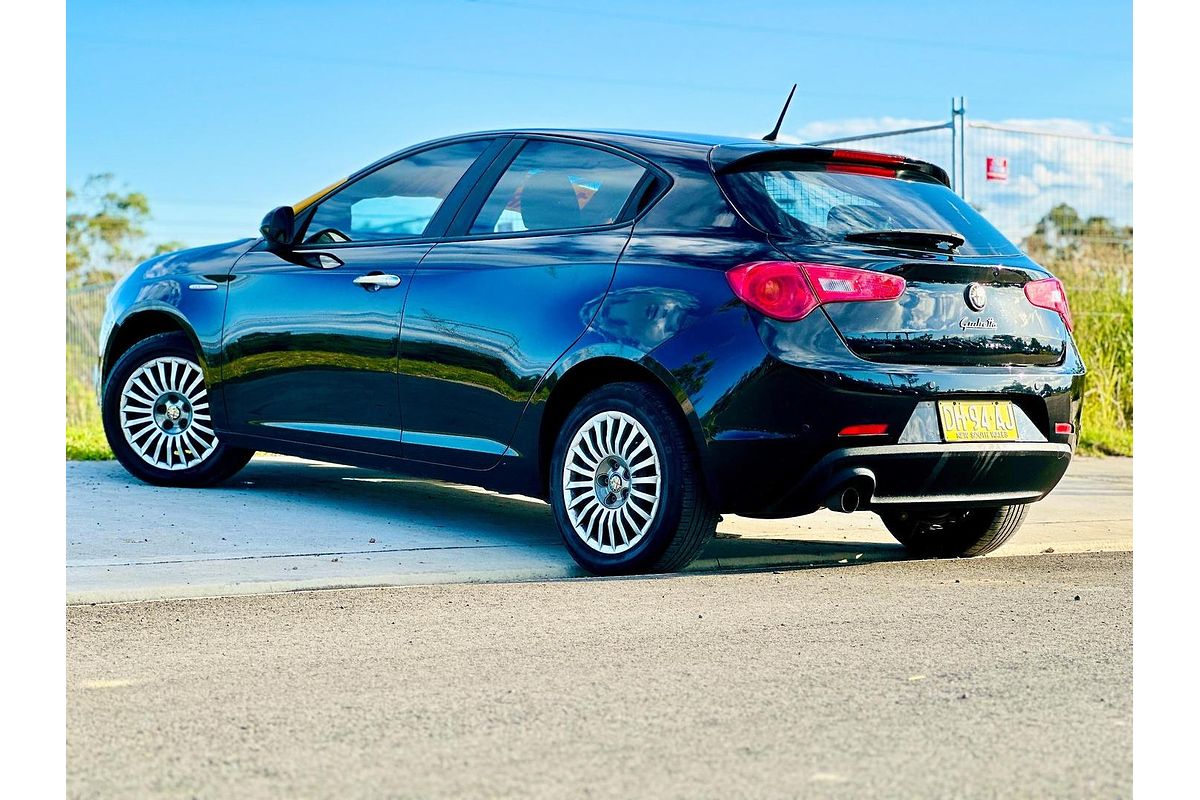 2013 Alfa Romeo Giulietta Progression Series 0