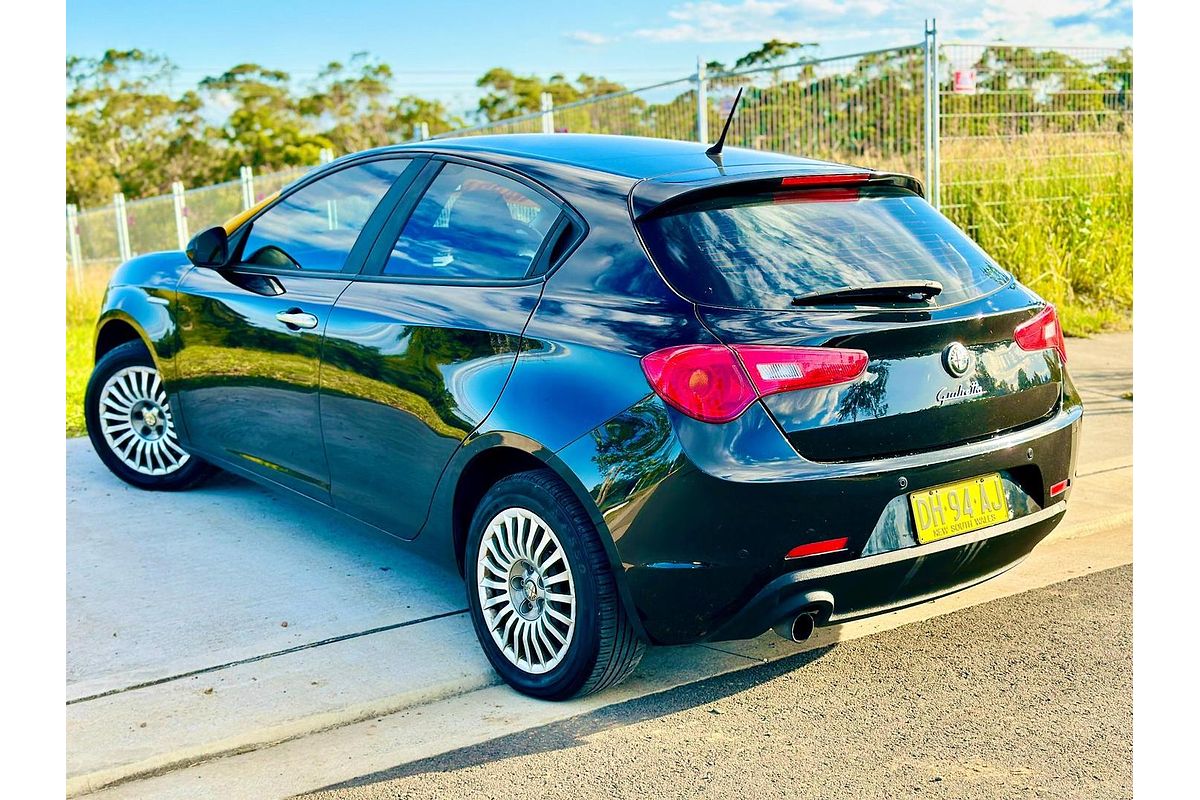 2013 Alfa Romeo Giulietta Progression Series 0