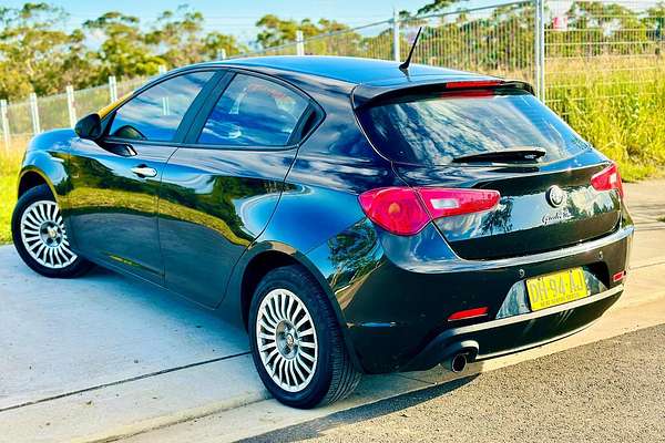 2013 Alfa Romeo Giulietta Progression Series 0