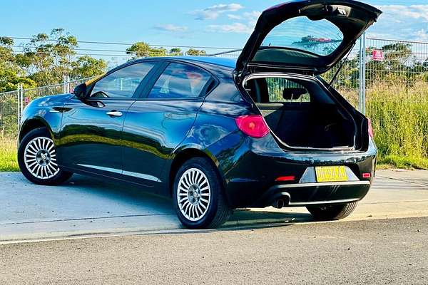 2013 Alfa Romeo Giulietta Progression Series 0